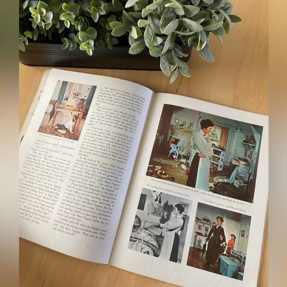 Vintage 1965 Mary Poppins Golden Press Cinematic Picture Book - Picture 5 of 6